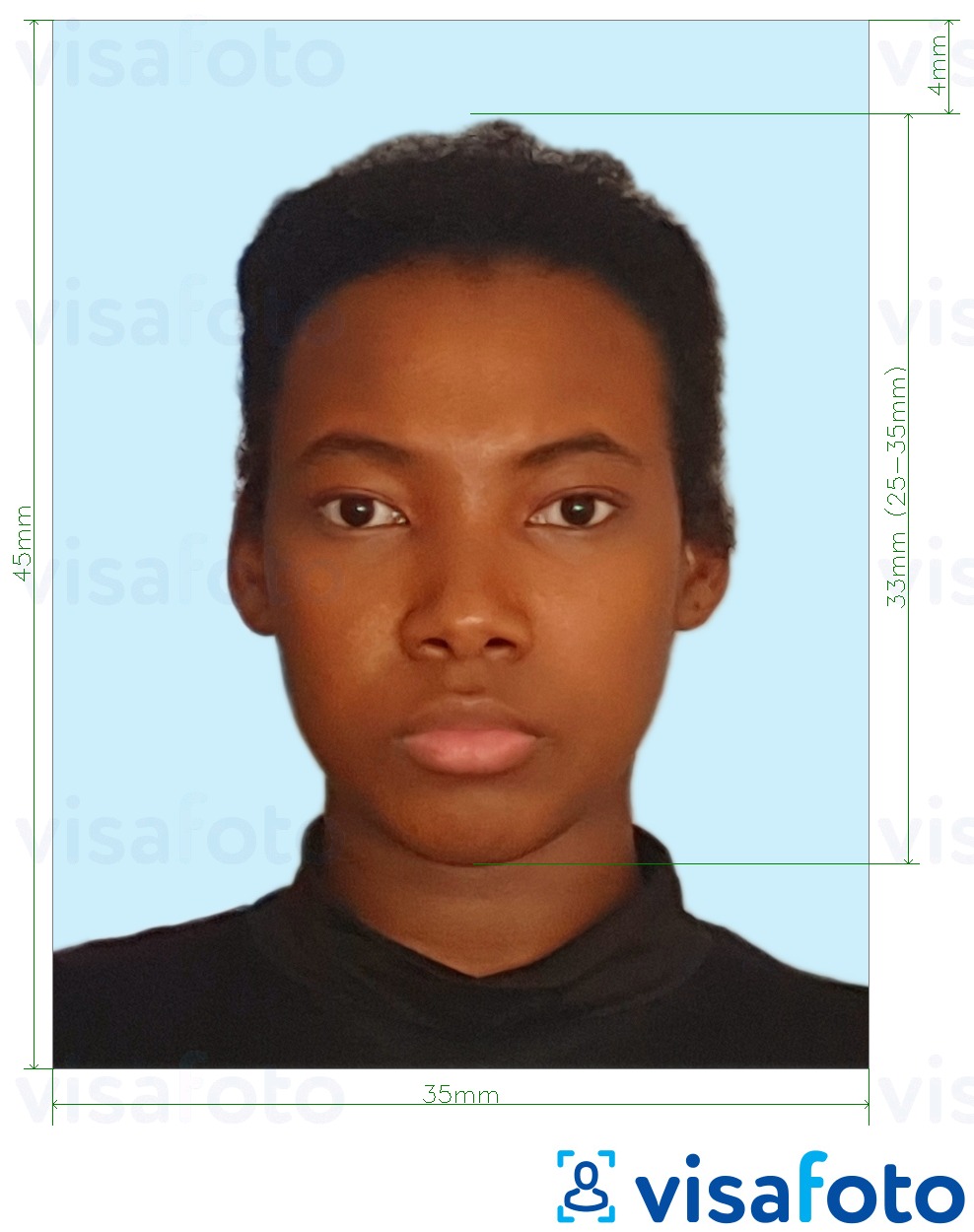 Ví dụ cho ảnh với Hộ chiếu Jamaica 35x45 mm nền xanh nhạt cùng kích cỡ xác định chính xác.